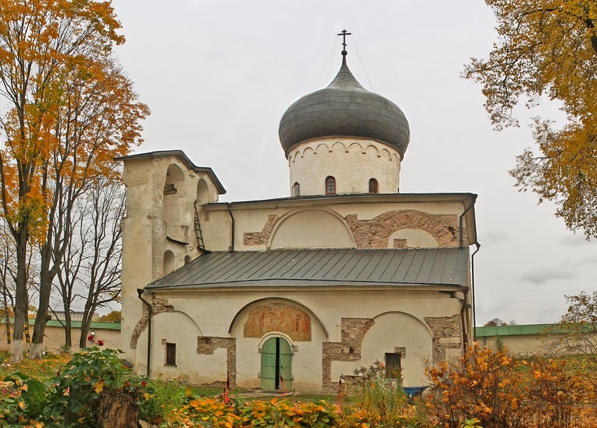 Спасо-Преображенский Собор Мирожского монастыря _фото.jpg
